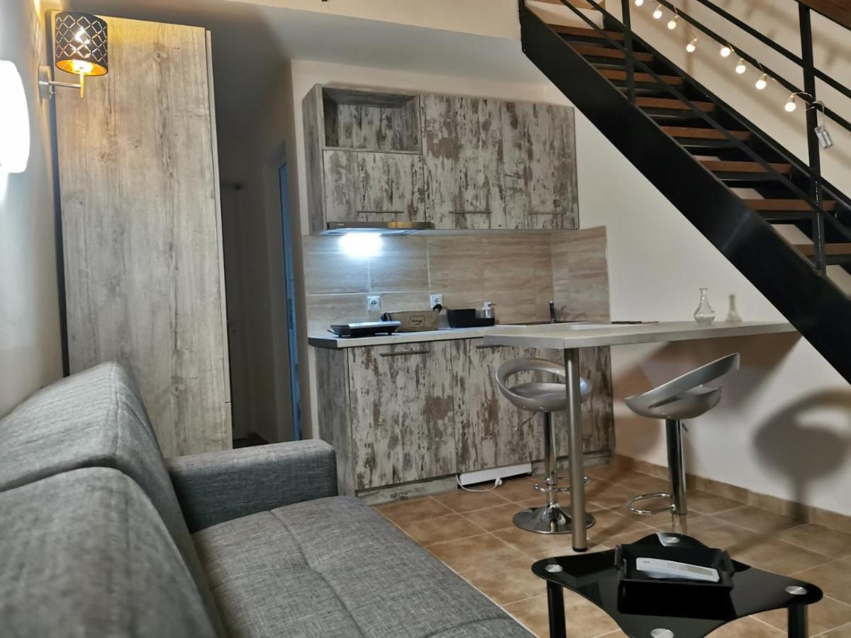 Hotel Capital Lux Nydri (Lefkada) Eksteriør billede